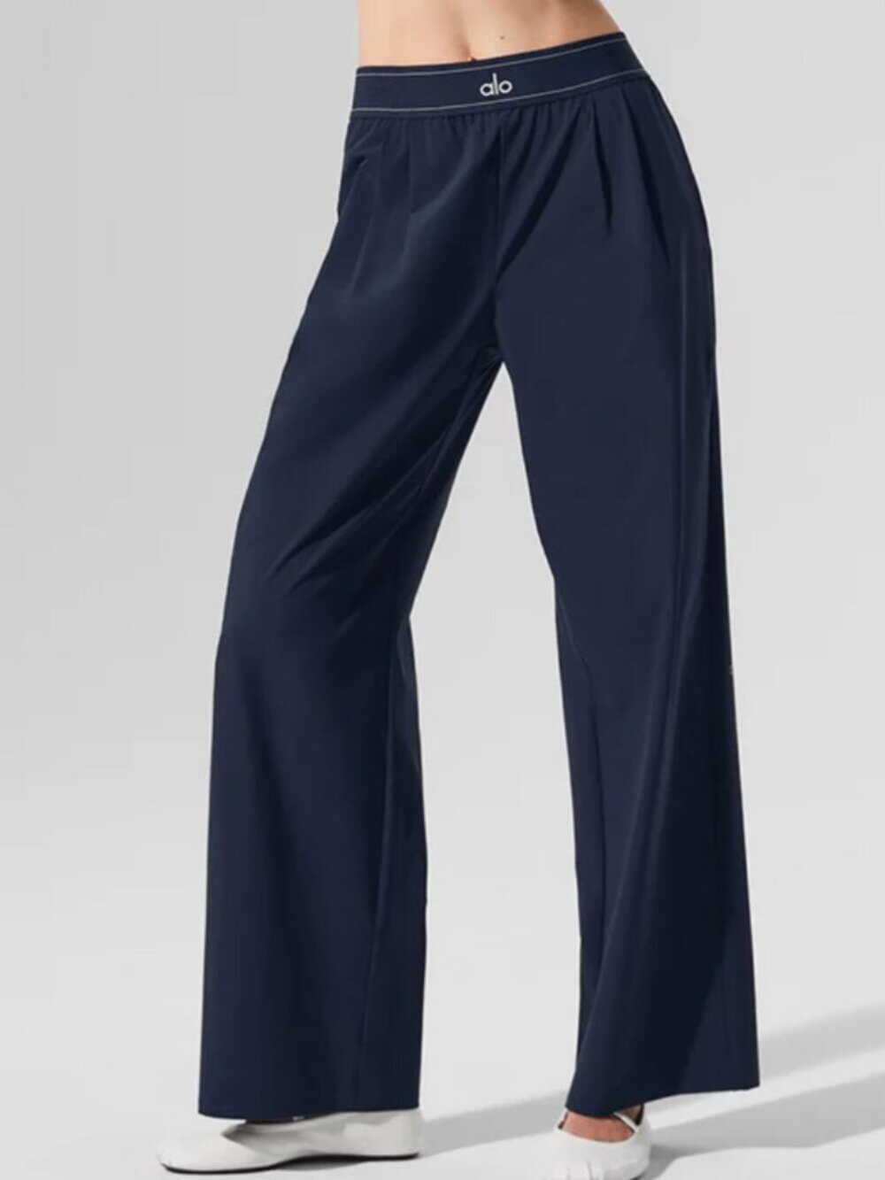 Navy Blue💙😆ALO Yoga Suit Up Trouser (Regular) Brand new|Authentic - Picture 8 of 9